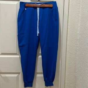 FIGS Nursing Scrub Set